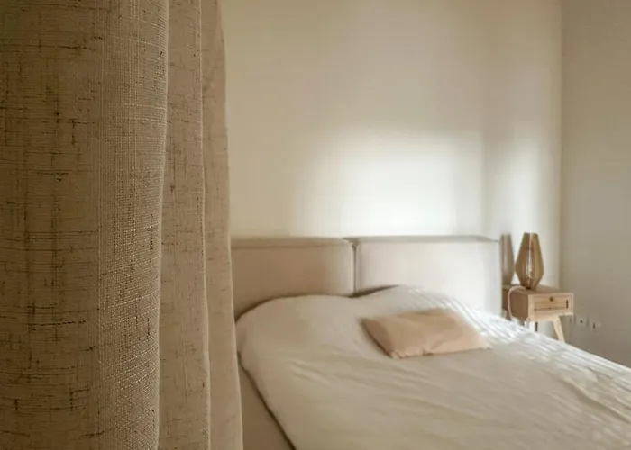 Elegant Апартаменты